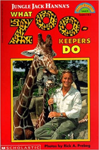 Image of What zoo keepers do